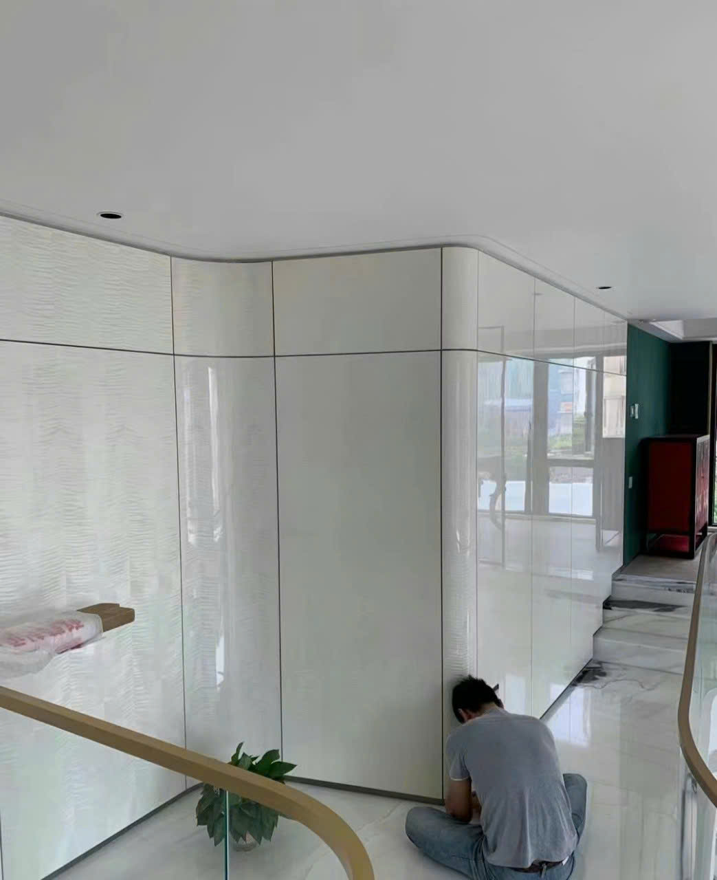 Tấm Nhựa Ốp Tường – Giải Pháp Trang Trí Hiện Đại, Tiết Kiệm Chi Phí