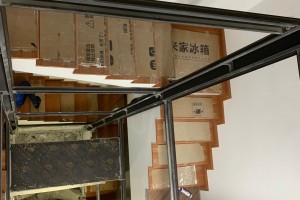 Công trình thi công mặt bậc cầu thang nhựa giả gỗ tại Hải Phòng